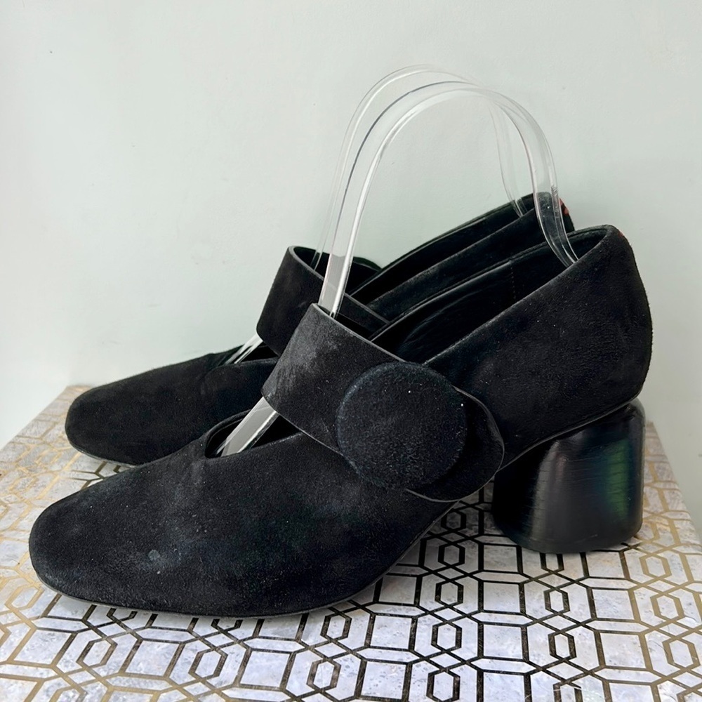 Vintage Halmanera Suede Unique Heel Mary Jane Heels